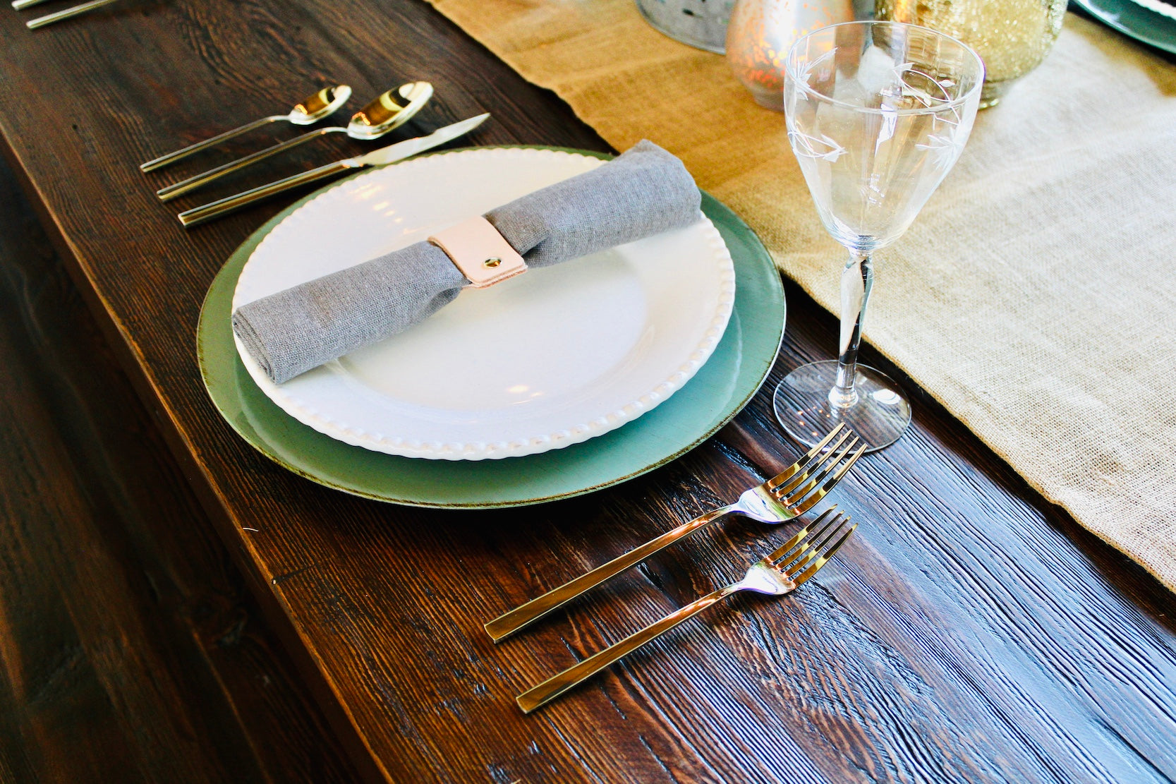 20 piece flatware set