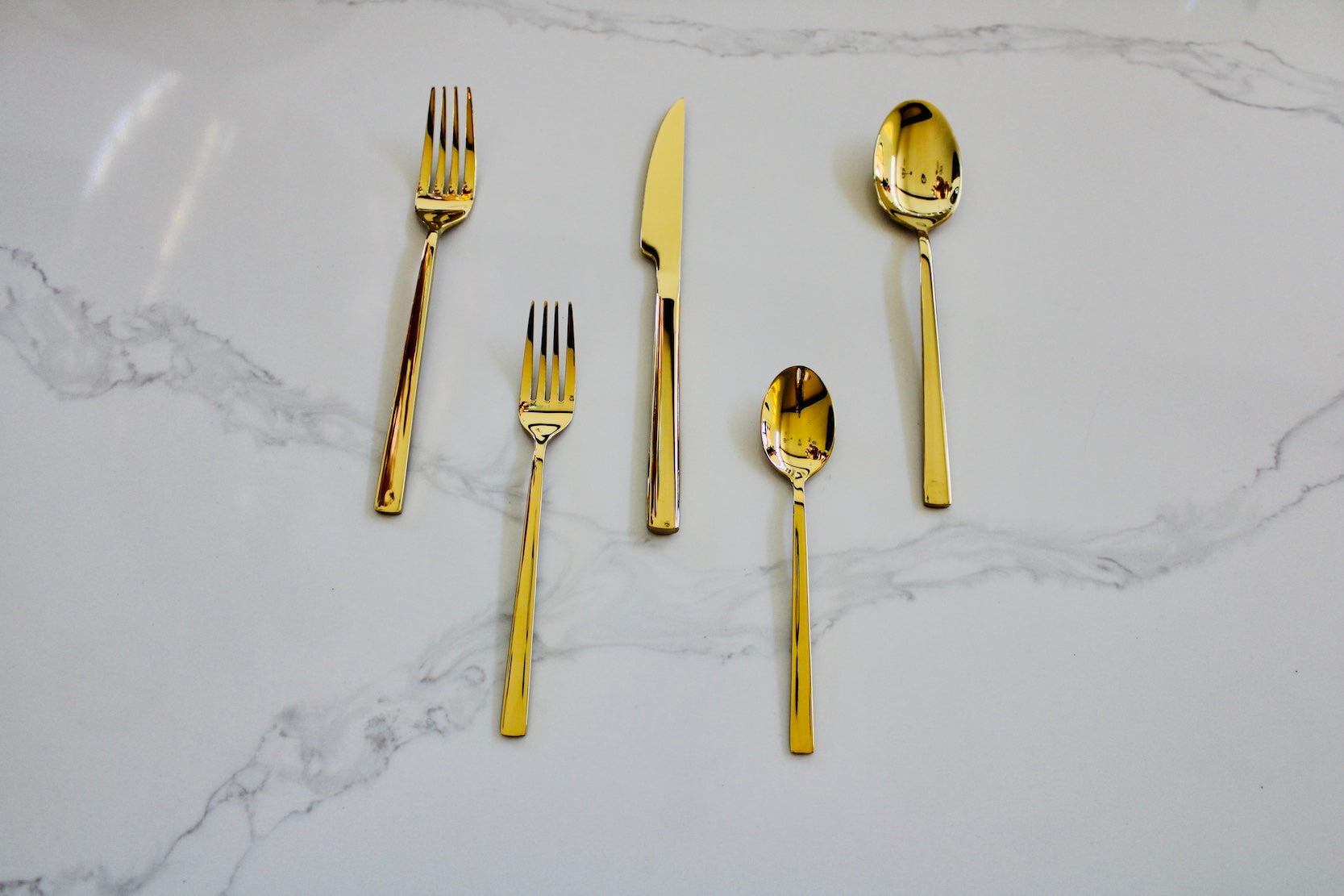 20 piece flatware set